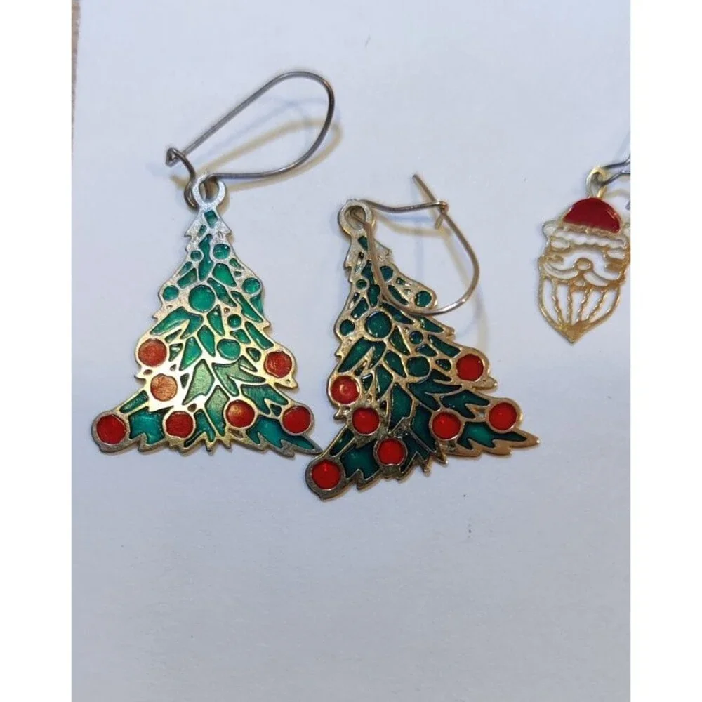 Lot if 4 Pairs of Christmas, Winter Earrings-Christmas Tree, Santa, Snowman, ETC